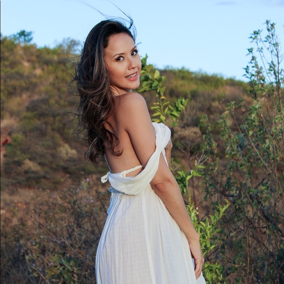 Meet your Posher, Mouni - Picture 1 of 1